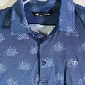 Travis Mathew Polo Golf Shirt Men Medium At the Buffet Blue Geometric